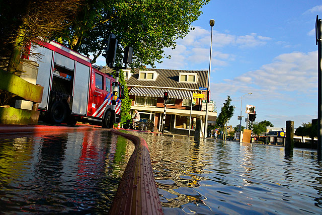 2014/162/GB 20140716 021 Wateroverlast Amersfoortlaan.jpg